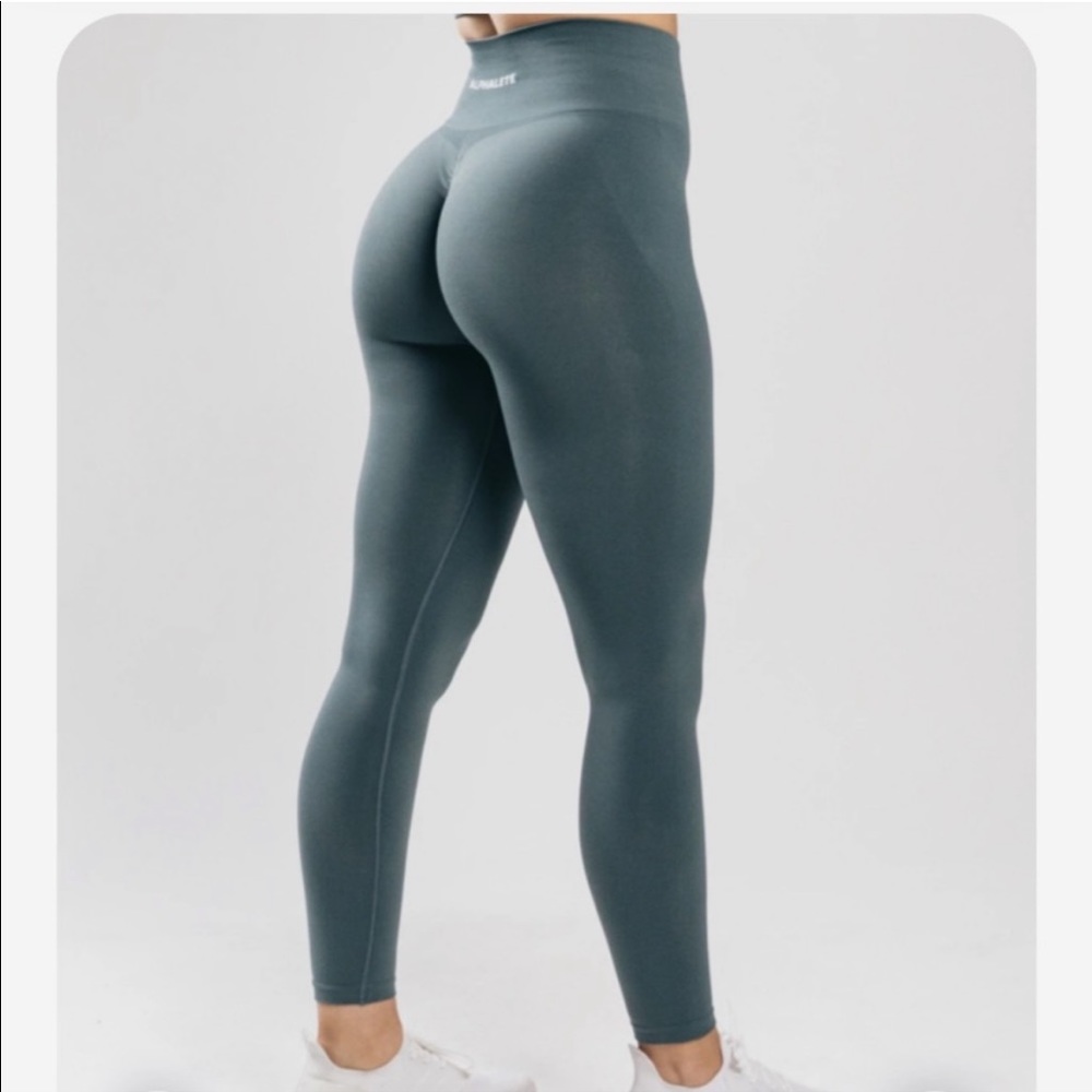 Amplify leggings